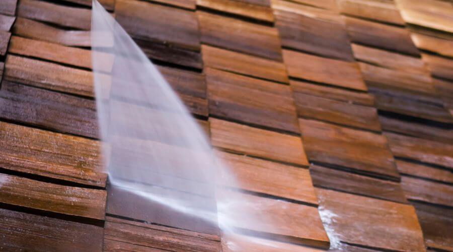 Professional gutter cleaning in Elbe, WA